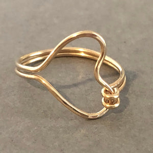 14k Gold Heart Ring, Midi Ring, Promise Ring, Birthday Gift for Her, Bridesmaid Gift, Stocking Stuffer